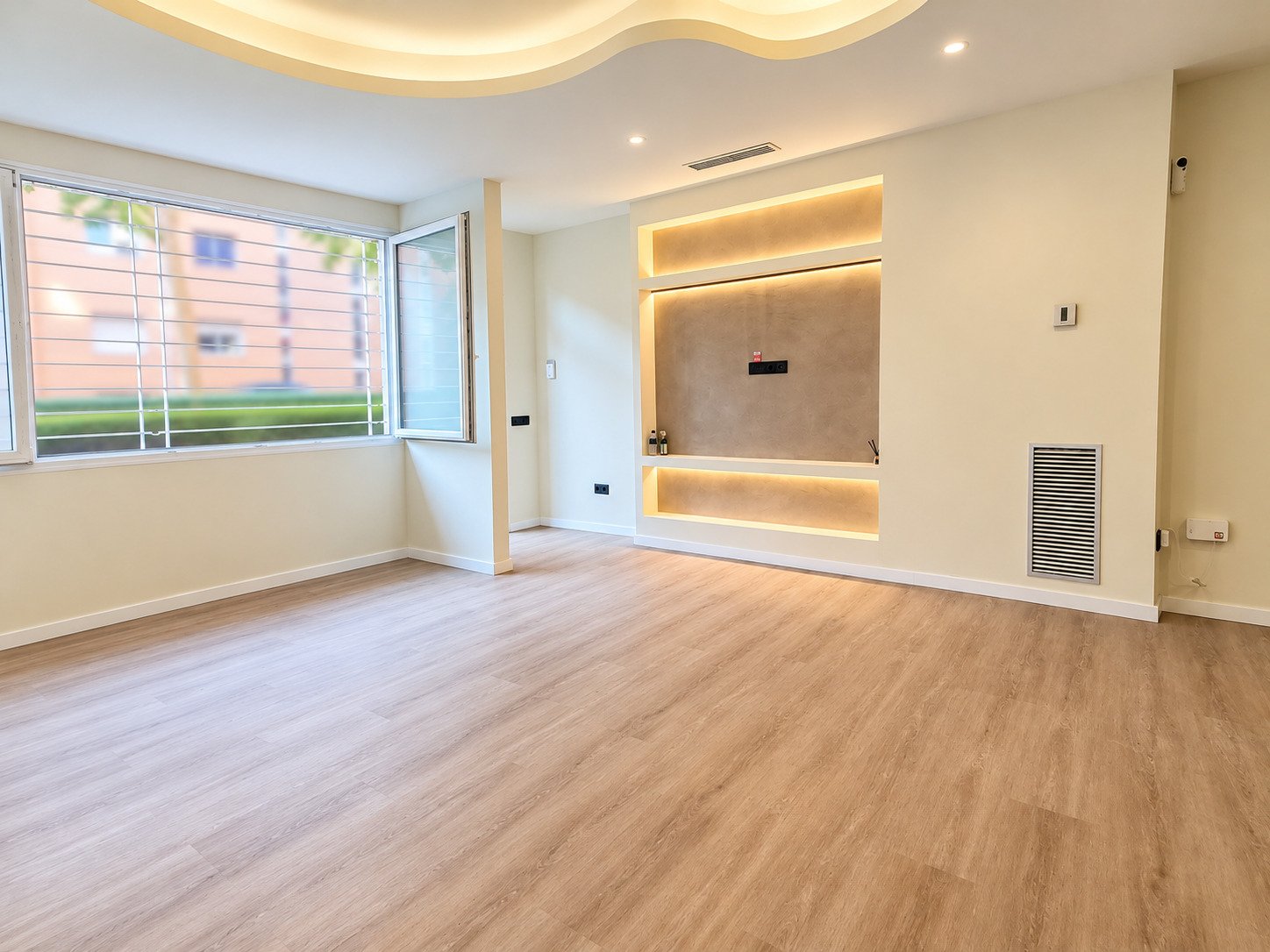 Foto 5 de **PLANTA BAJA  3 HABITACIONES EN CAN BORRELL, MOLLET DEL VALLÈS**