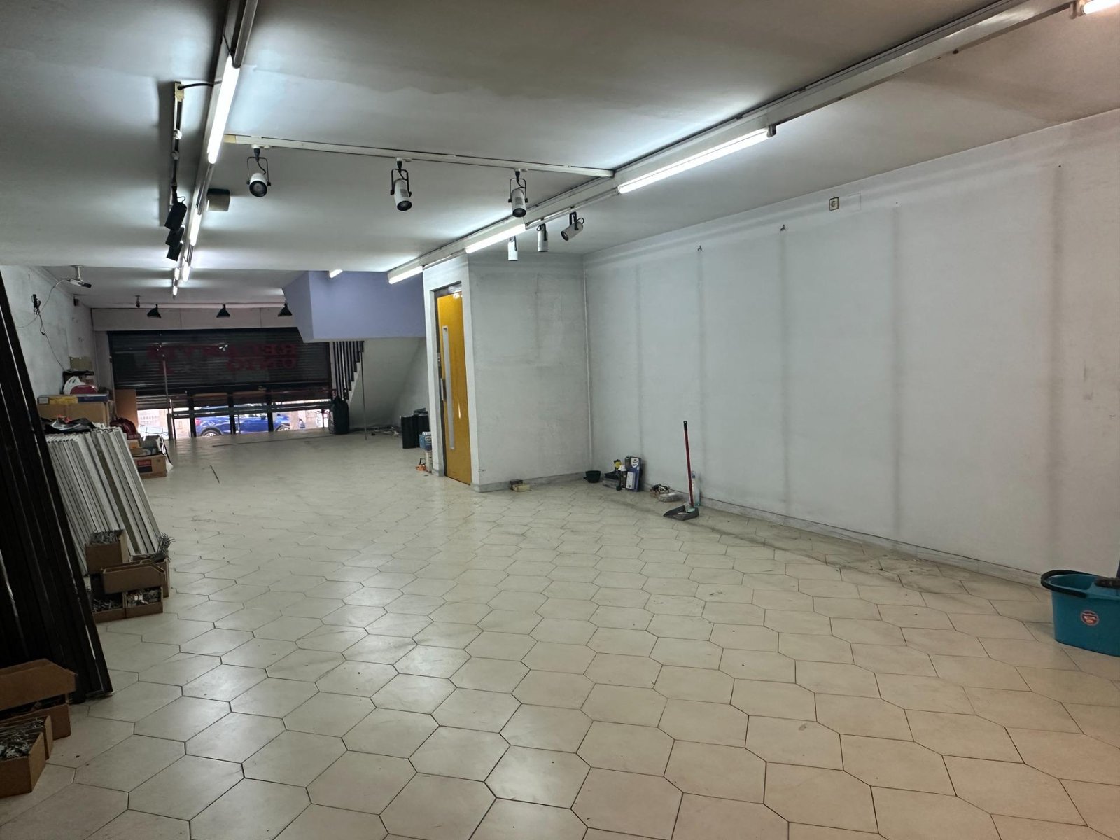 Foto 2 de RUBÍ - ¡¡¡EDIFICIO DE 4 PLANTAS JUNTO AYUNTAMIENTO!!!