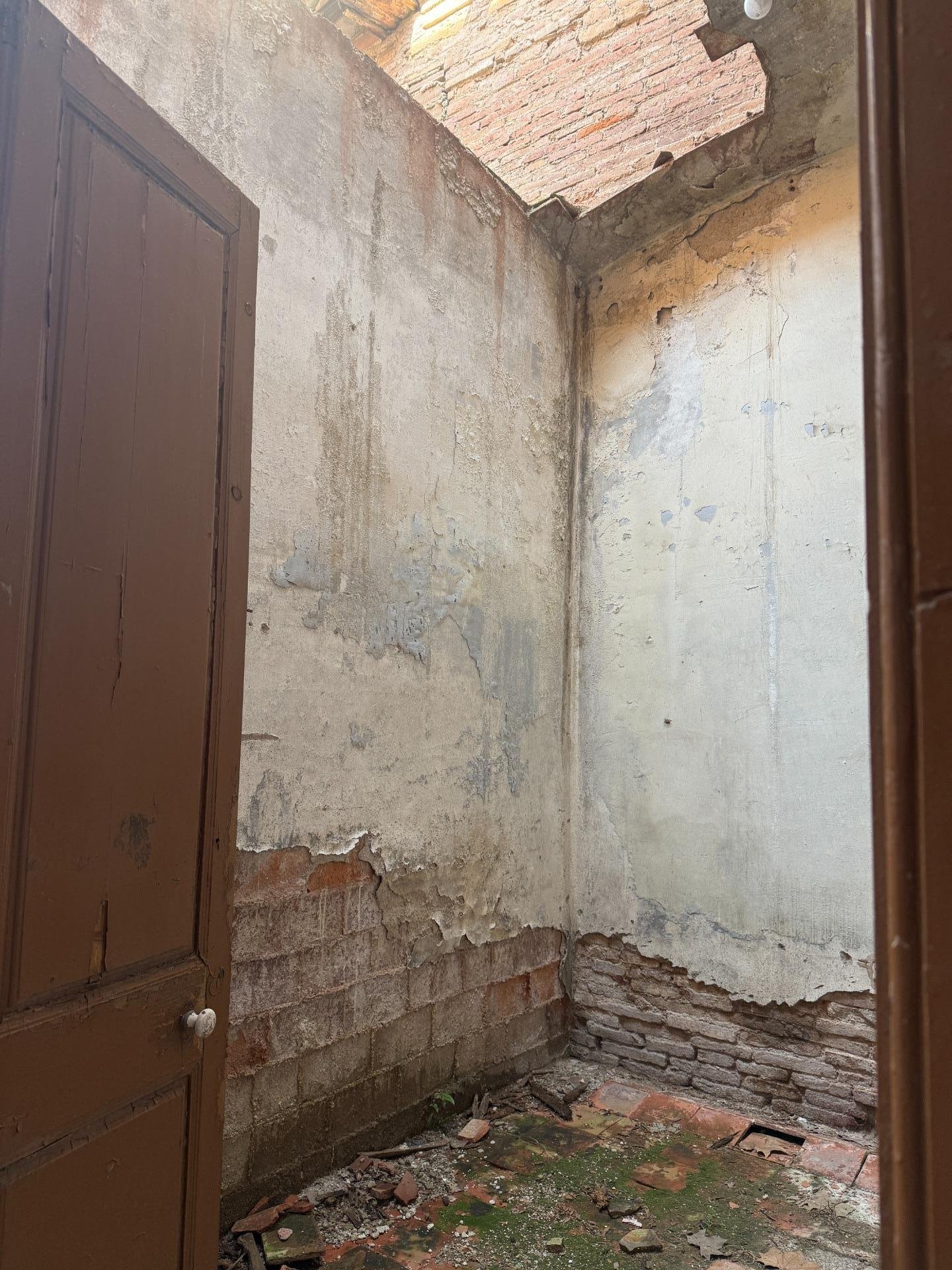 Foto 7 de EIXAMPLE - CASA PER REFORMAR SITUADA EN UN ENTORN IMMILLORABLE!!!