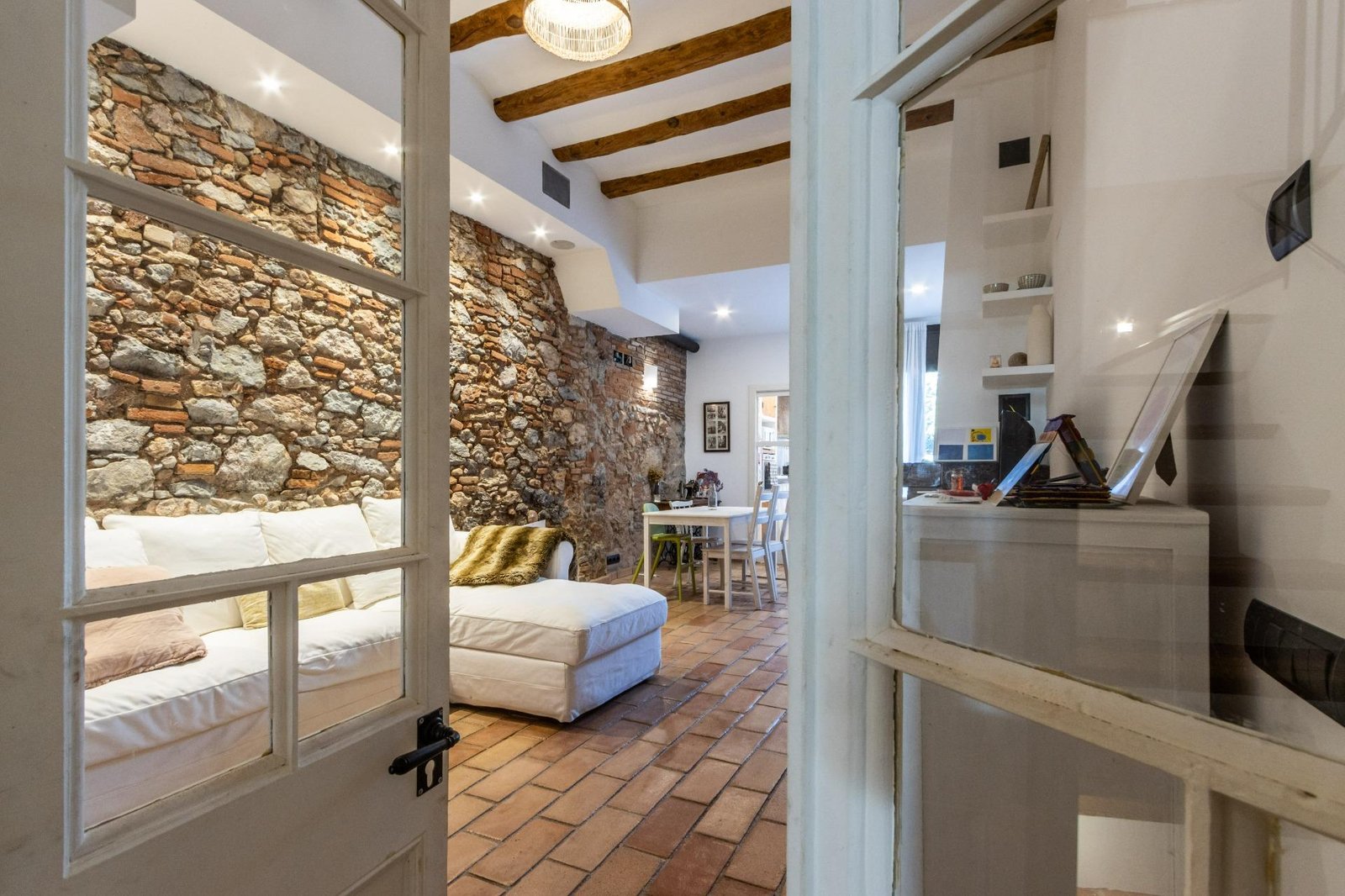 Foto 4 de ESPECTACULA CASA ESTILO RÚSTICO 