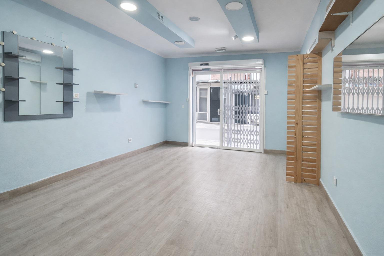 Foto 5 de Planta baja de 87 m² en pleno centro de Rubí, junto a todos los servicios.