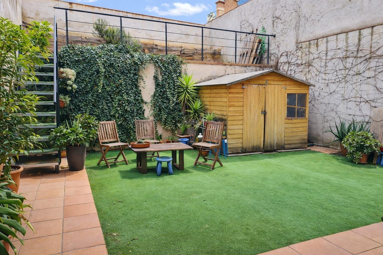 Foto 2 de MAGNÍFICO BAJO DE  4 HABITACIONES, 100M2 DE PISO + 100M2 DE PATIO EN SANT CUGAT DEL VALLÈS.
