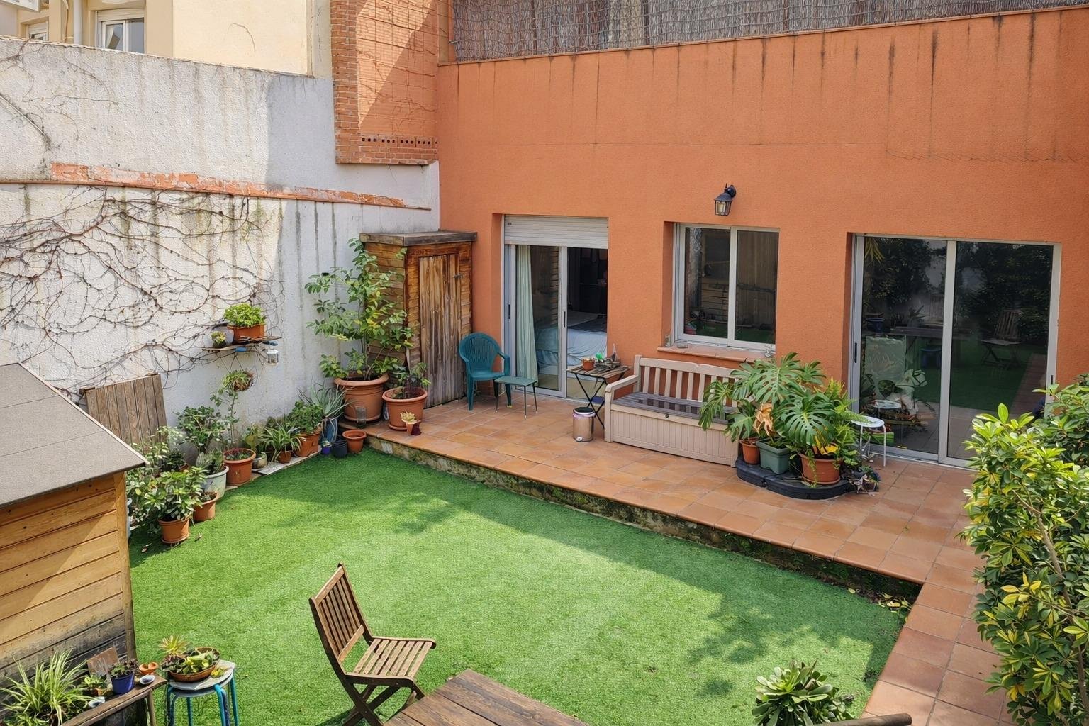 Foto 3 de MAGNÍFICO BAJO DE  4 HABITACIONES, 100M2 DE PISO + 100M2 DE PATIO EN SANT CUGAT DEL VALLÈS.