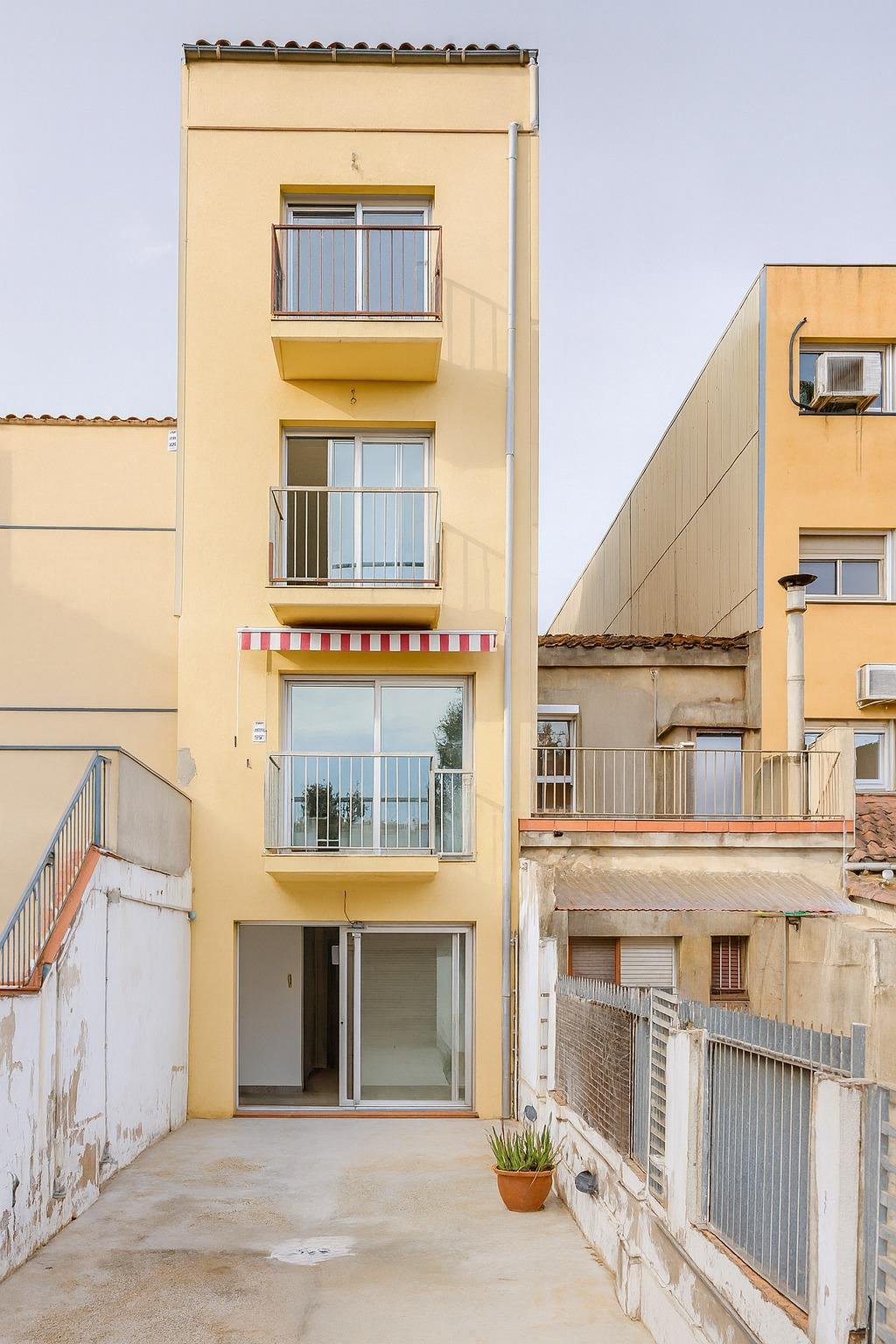 Foto 12 de GRAN CASA EN EL CORAZÓN DE SABADELL