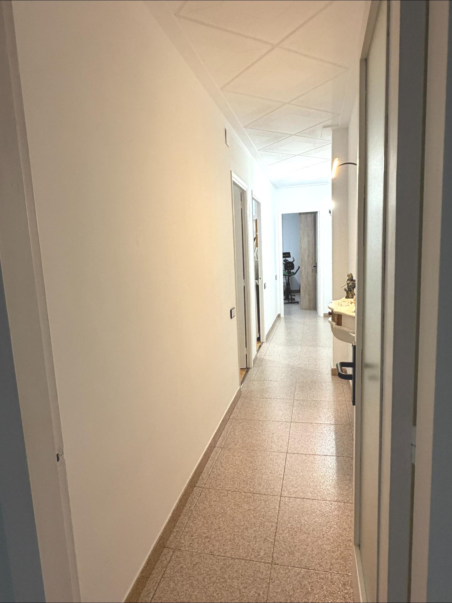 Photo 8 of GROUND-FLOOR FLAT WITH A HUGE GARAGE
