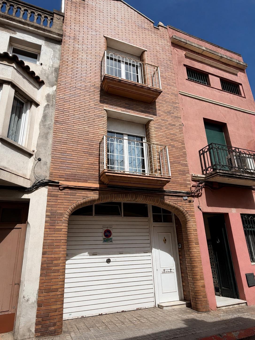 CASA COMODÍSIMA EN PLENO CENTRO 
