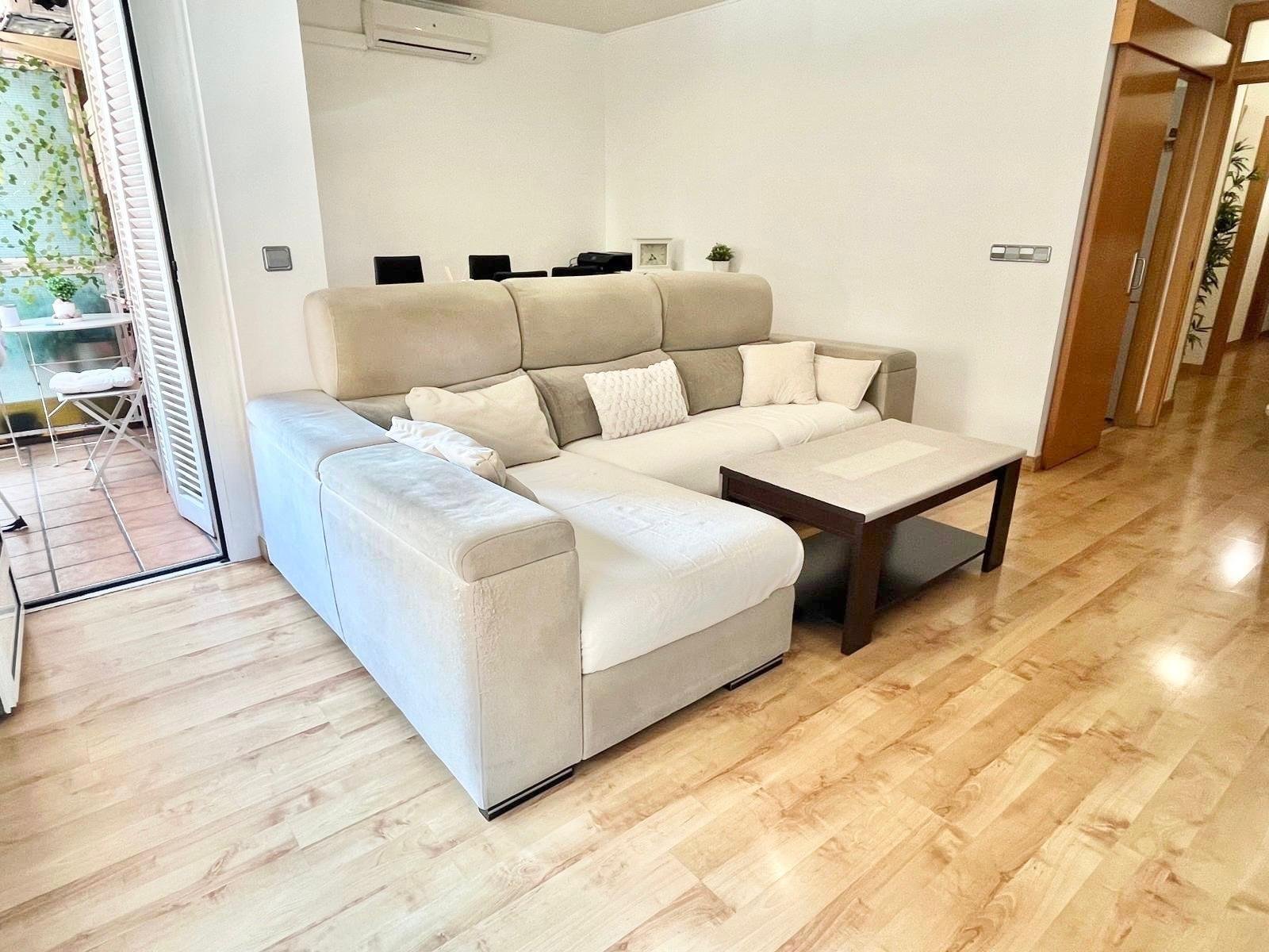 Foto 10 de Acogedor piso en Sabadell, perfecta ubicación y comodidad