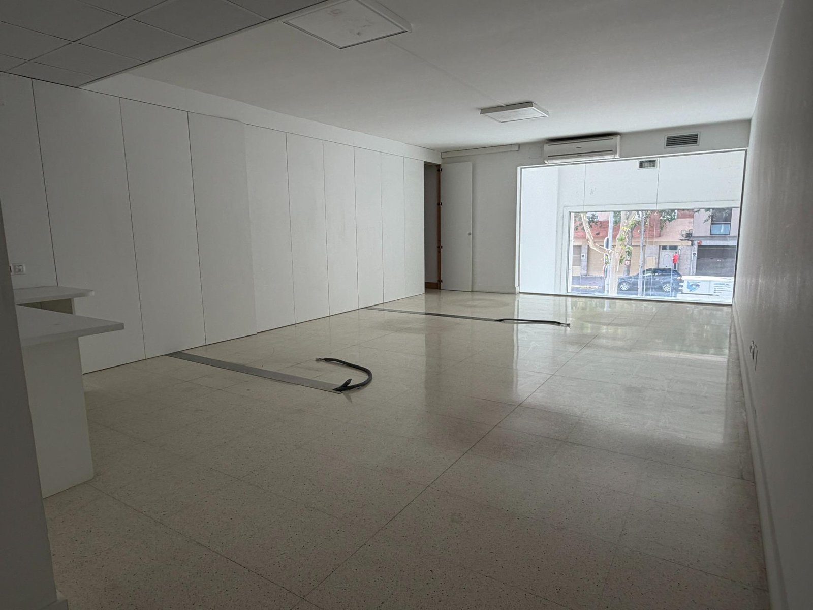 Foto 12 de Local comercial único en pleno centro de Sabadell – 817 m² construidos