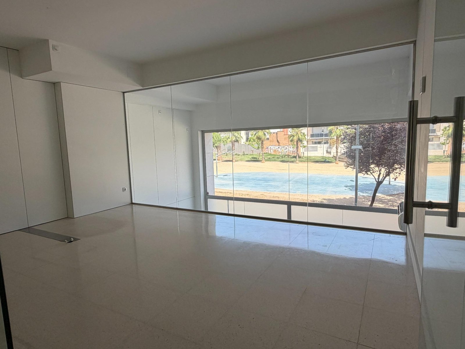 Foto 16 de Local comercial único en pleno centro de Sabadell – 817 m² construidos