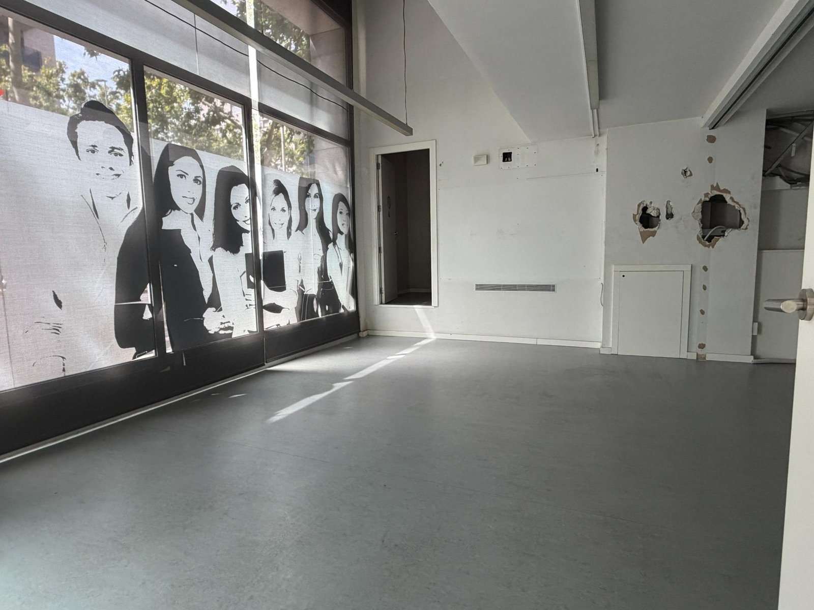 Foto 20 de Local comercial único en pleno centro de Sabadell – 817 m² construidos