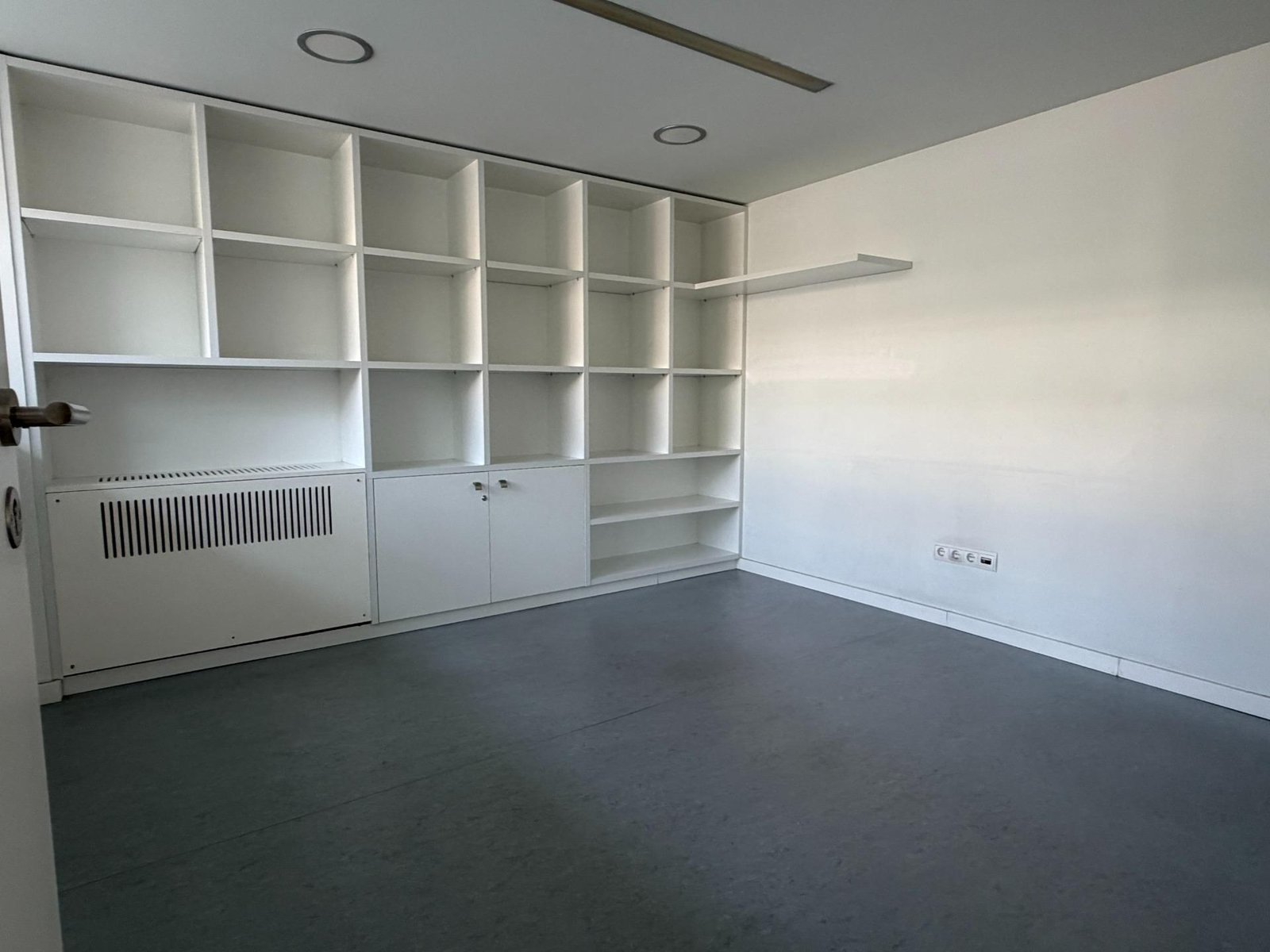 Foto 27 de Local comercial único en pleno centro de Sabadell – 817 m² construidos