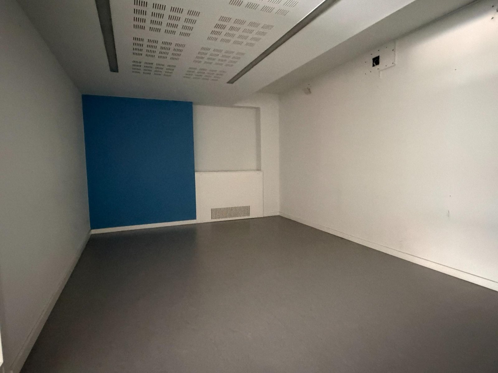 Foto 36 de Local comercial único en pleno centro de Sabadell – 817 m² construidos