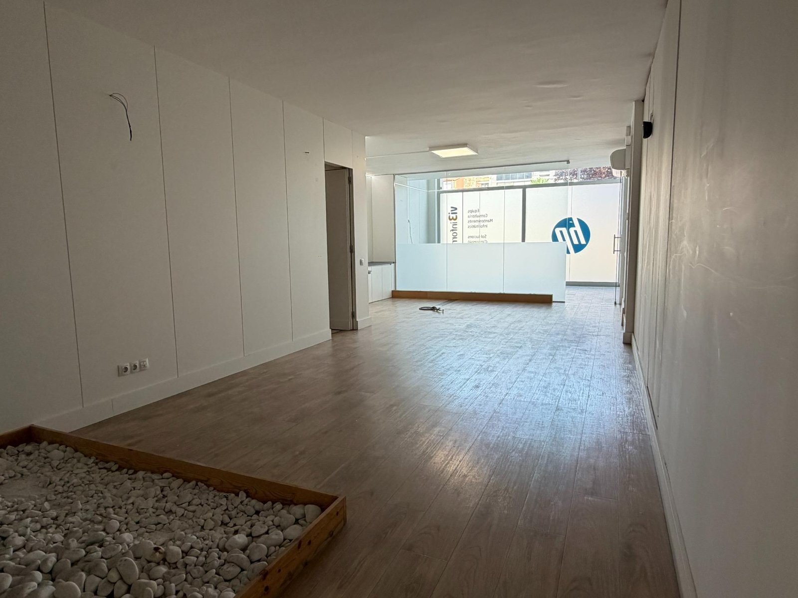 Foto 6 de Local comercial único en pleno centro de Sabadell – 817 m² construidos