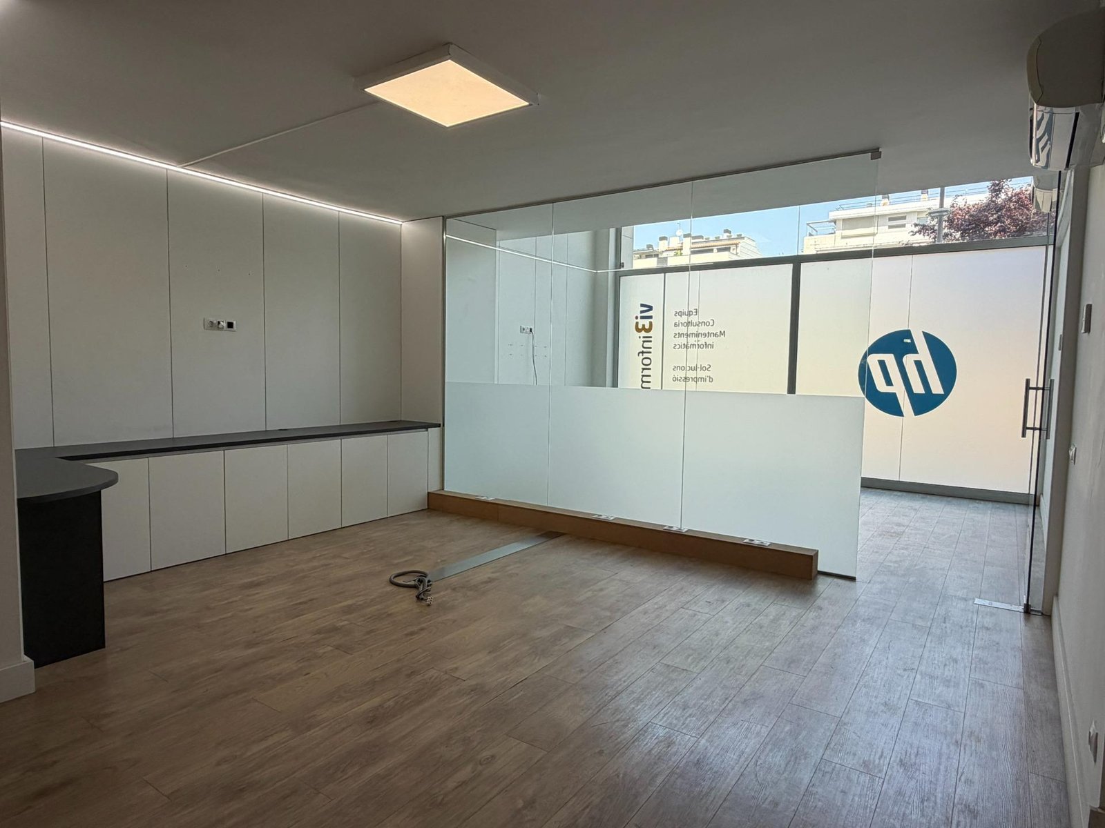 Foto 9 de Local comercial único en pleno centro de Sabadell – 817 m² construidos