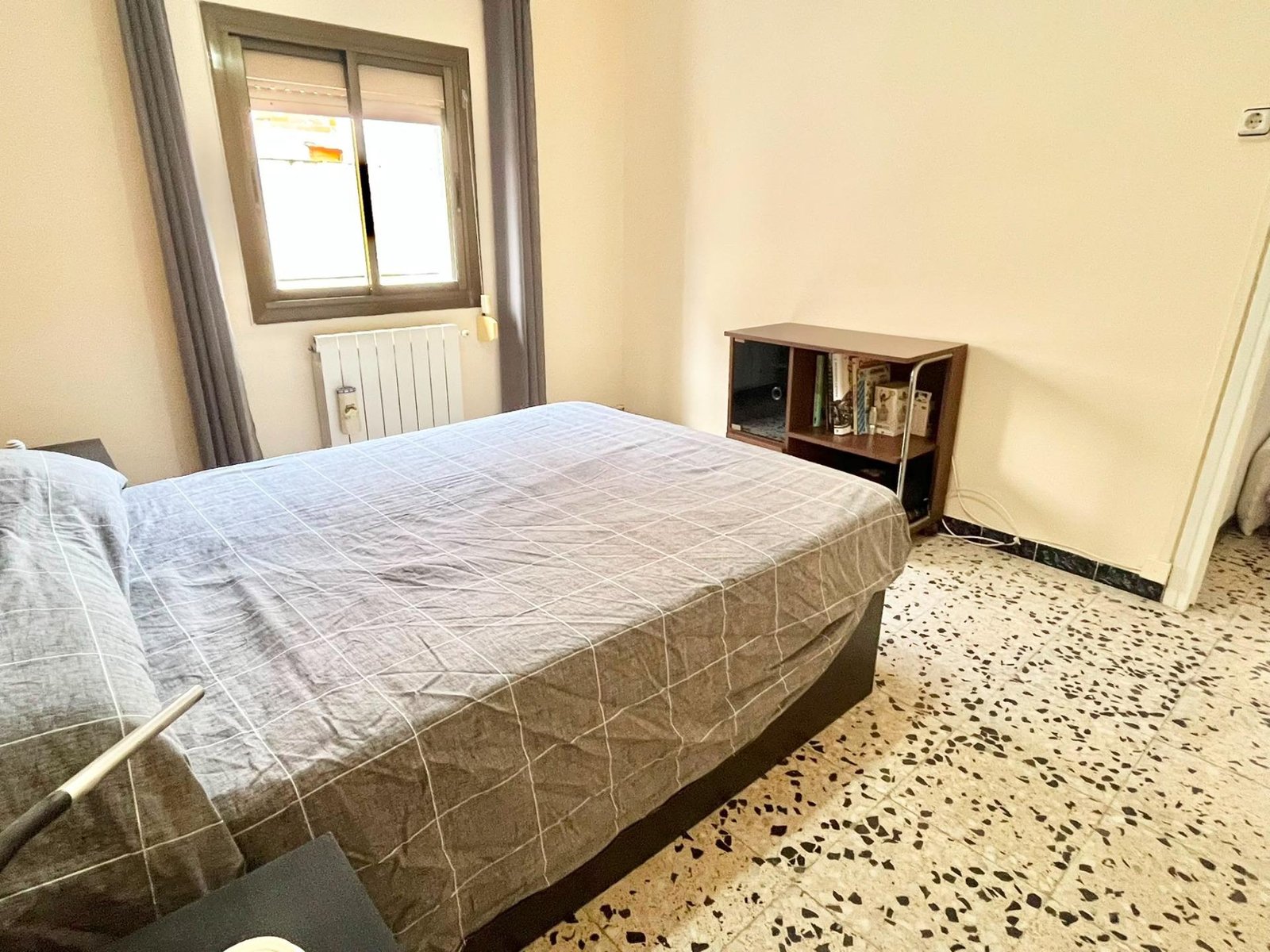 Foto 25 de Encantador Adosado en Sabadell - ¡Tu nuevo hogar te espera por €232,000!