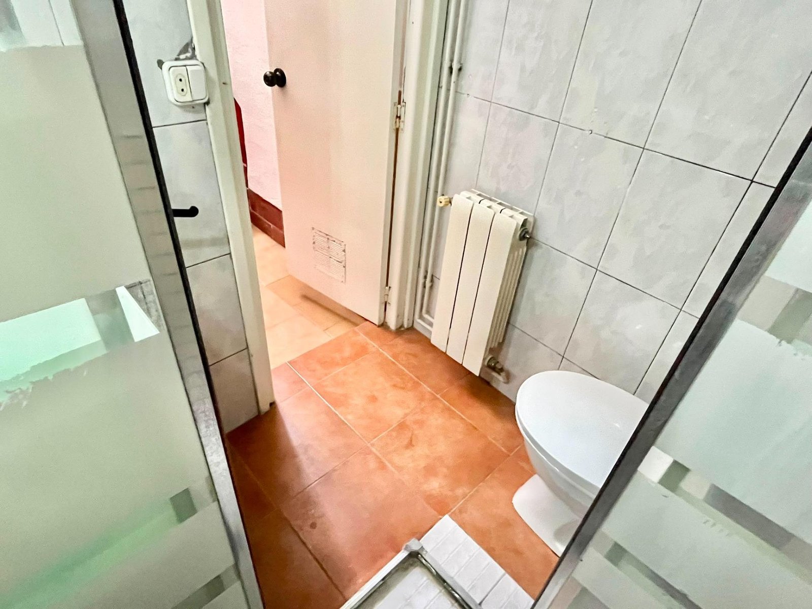 Foto 32 de Encantador Adosado en Sabadell - ¡Tu nuevo hogar te espera por €232,000!