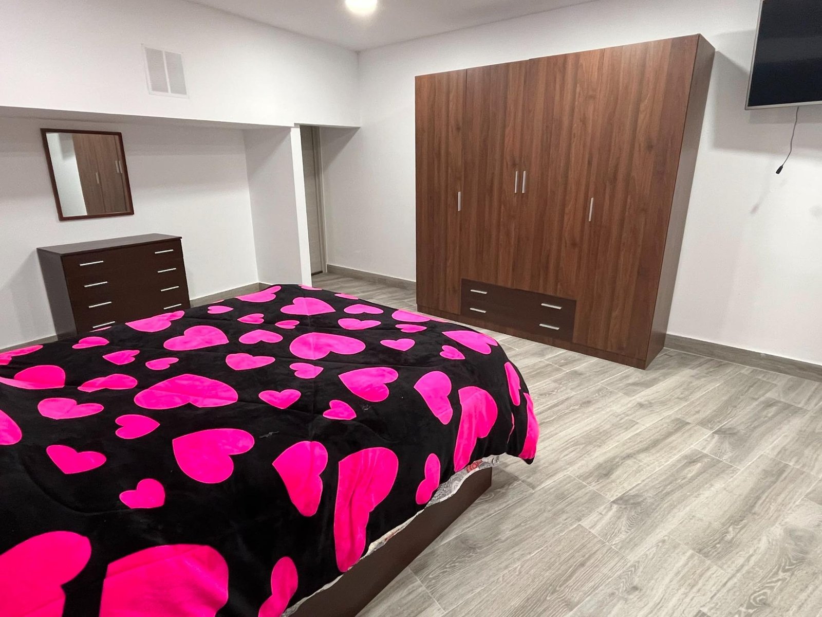 Foto 18 de Impresionante Casa de Pueblo Reformada en Castellsera por solo €270,000