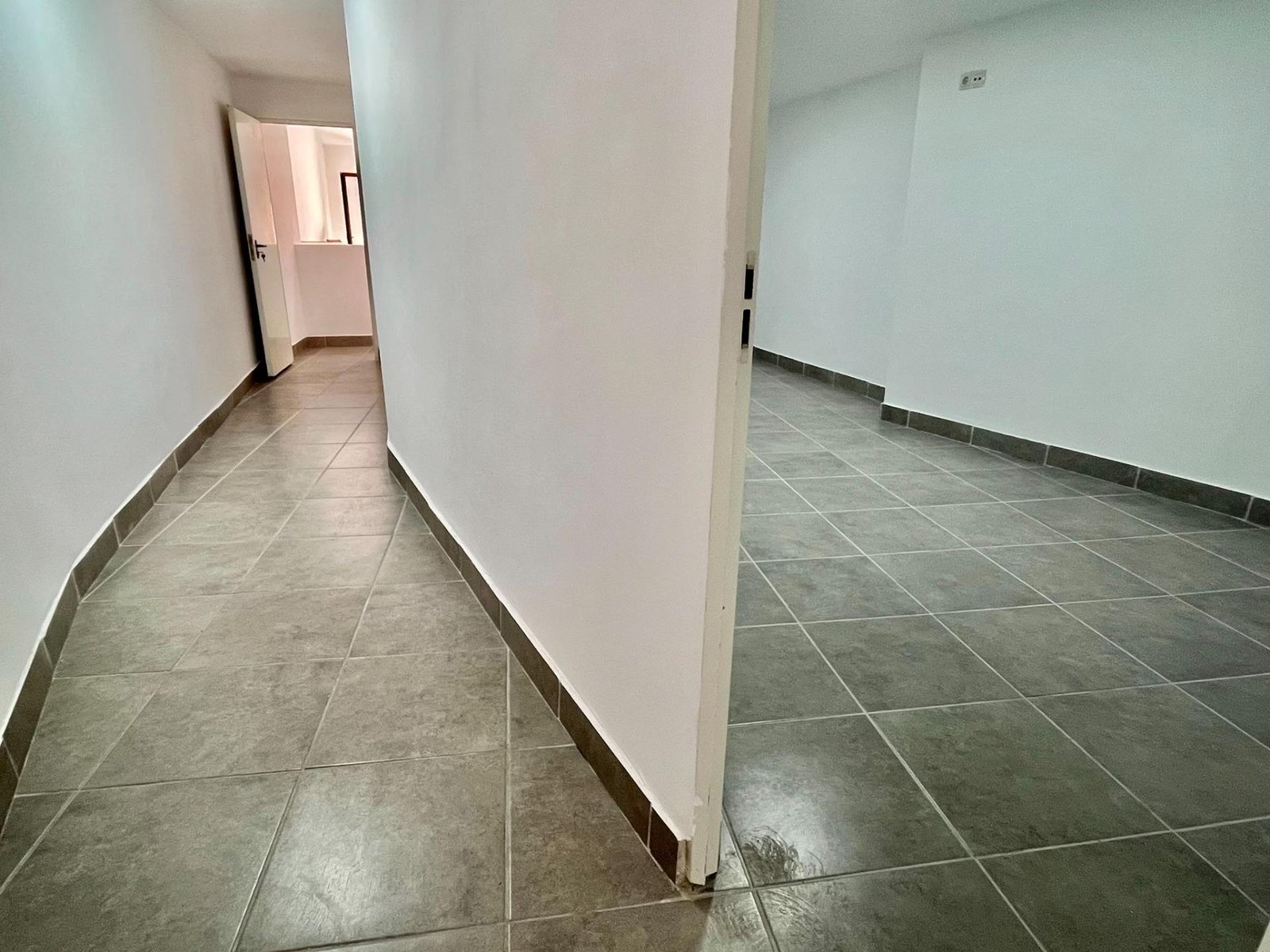 Foto 36 de Impresionante Casa de Pueblo Reformada en Castellsera por solo €270,000