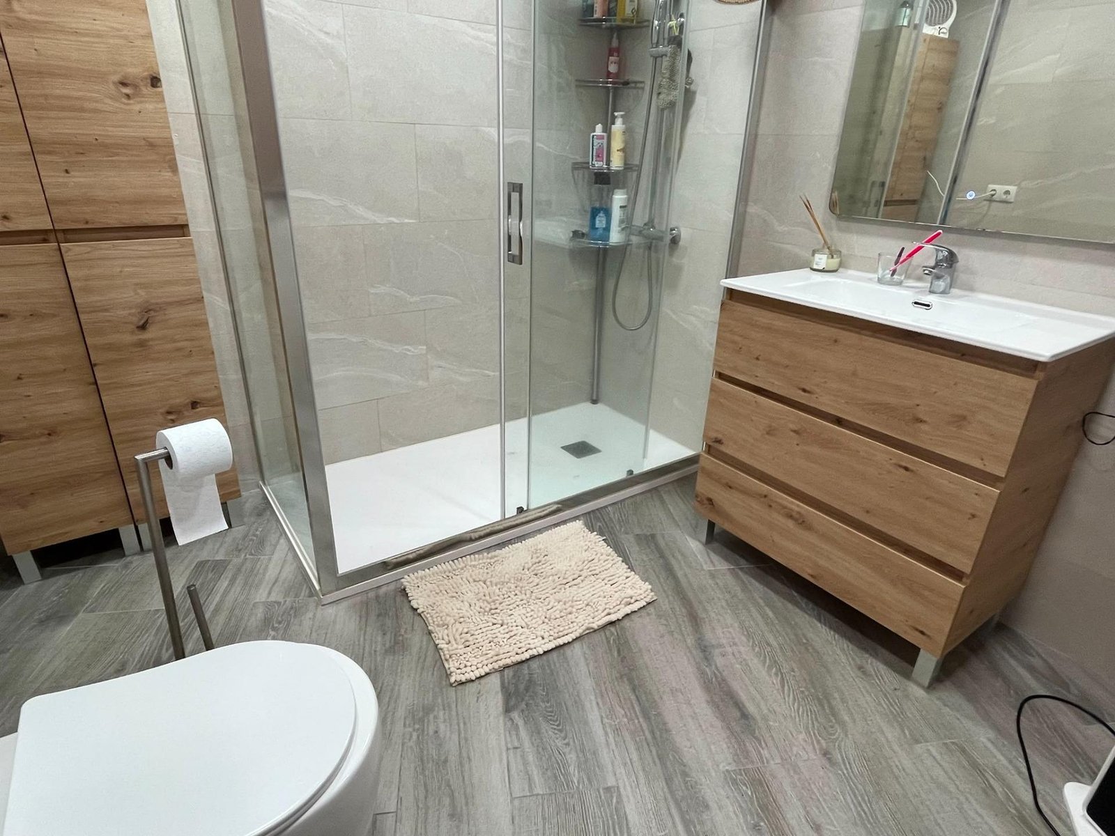 Foto 49 de Impresionante Casa de Pueblo Reformada en Castellsera por solo €270,000