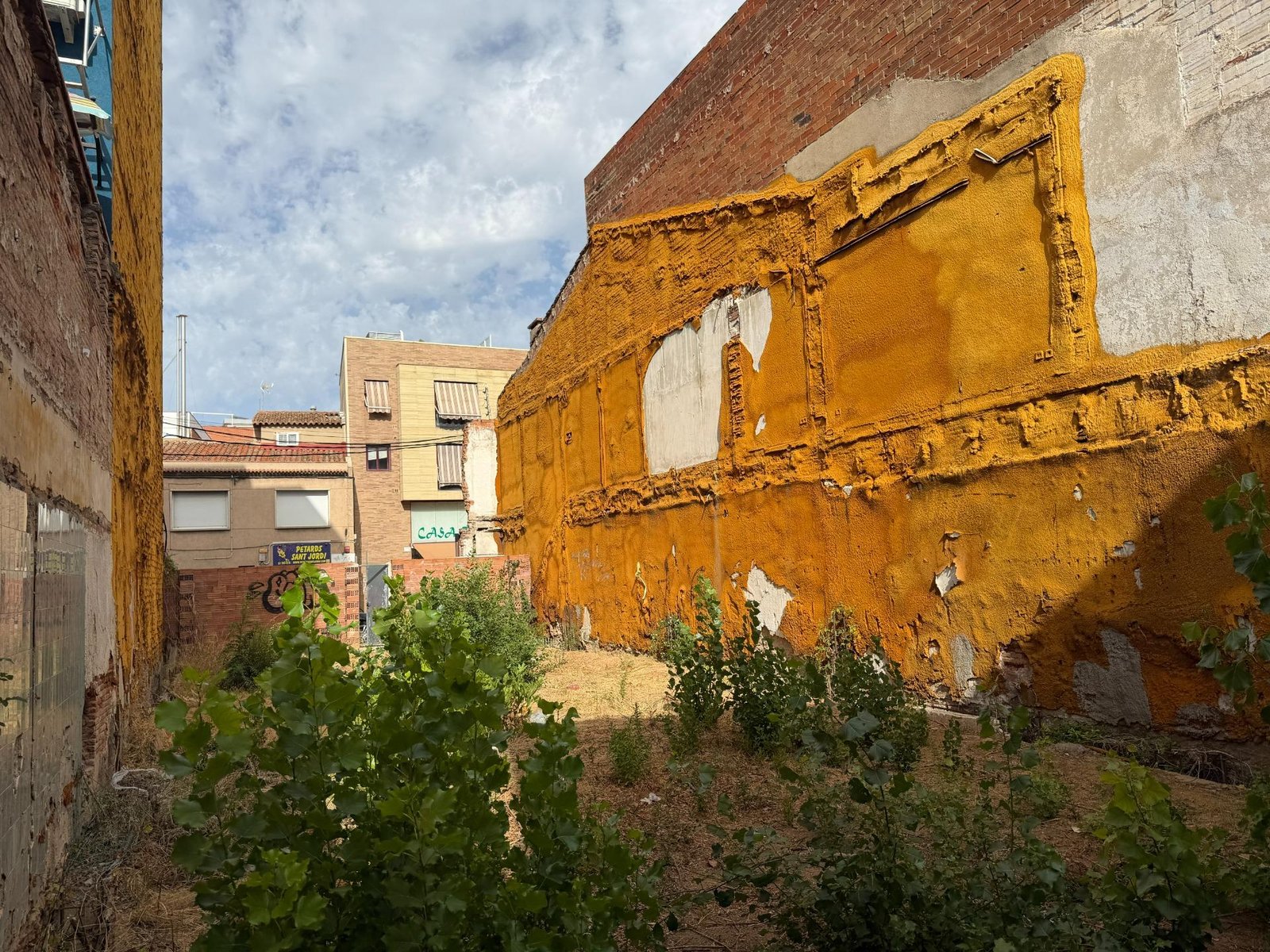 Foto 9 de TERRERNO PARA EDIFICAR BLOQUE EN CTRA BARCELONA