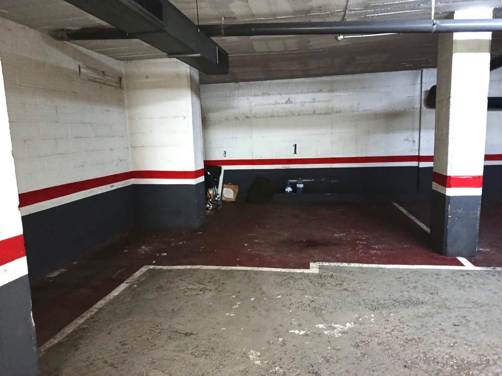 Foto 5 de Parking doble en primera planta para 2 coches y 2 motos – Ronda Ponent