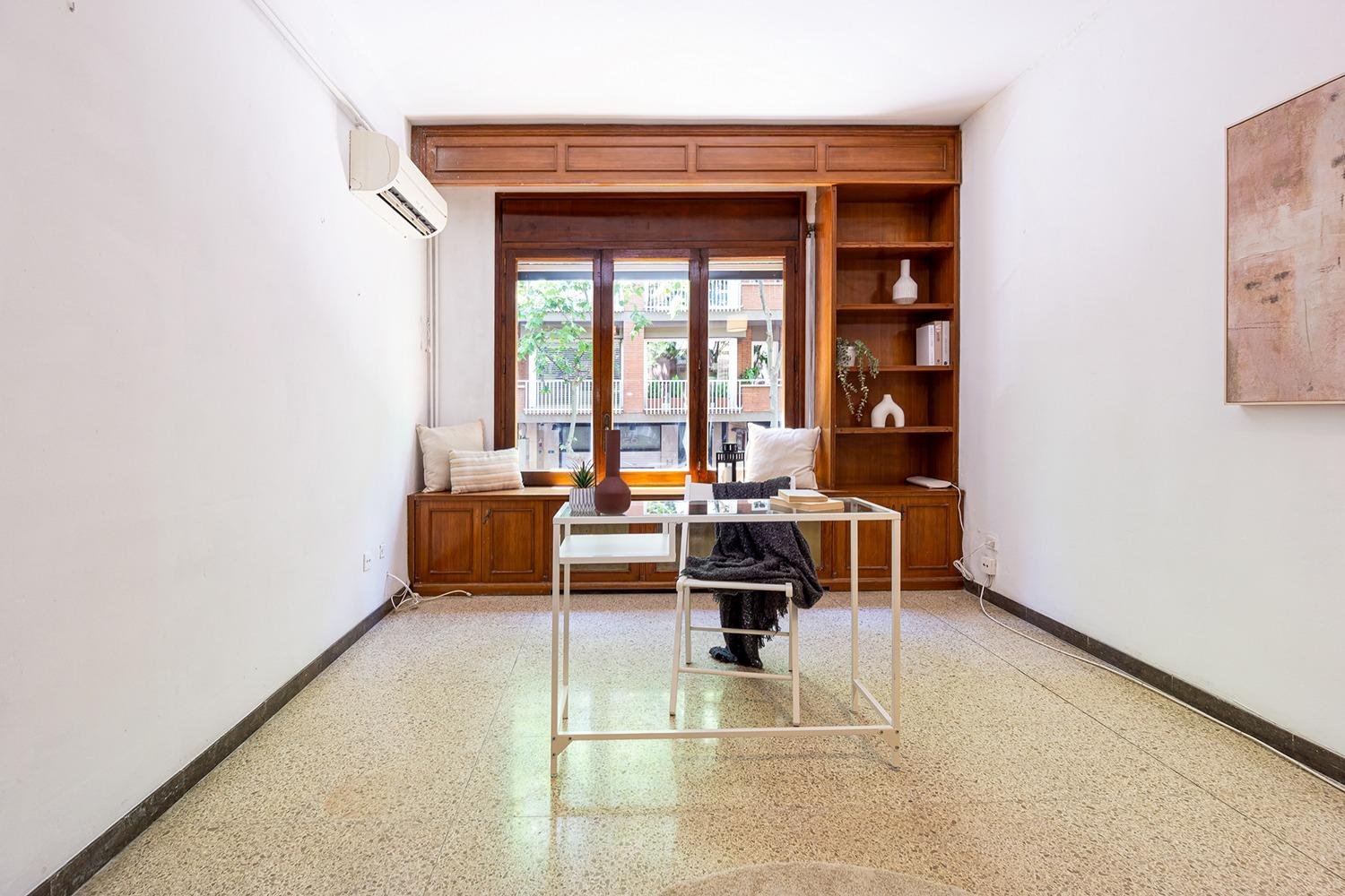 Foto 15 de RAMBLA - GRAN PISO SEÑORIAL CON ASCENSOR Y AMPLIA TERRAZA DE 60m2!!!!!!