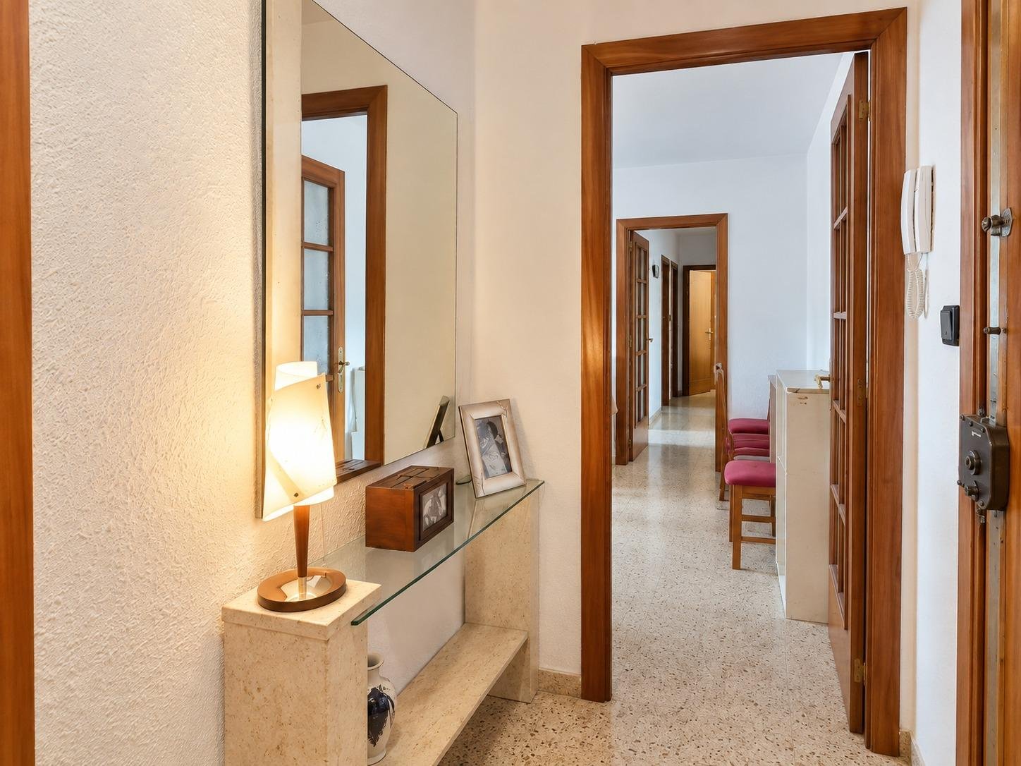 Foto 5 de Piso de 3 habitaciones dobles a la entrada de Rubí desde AP7.