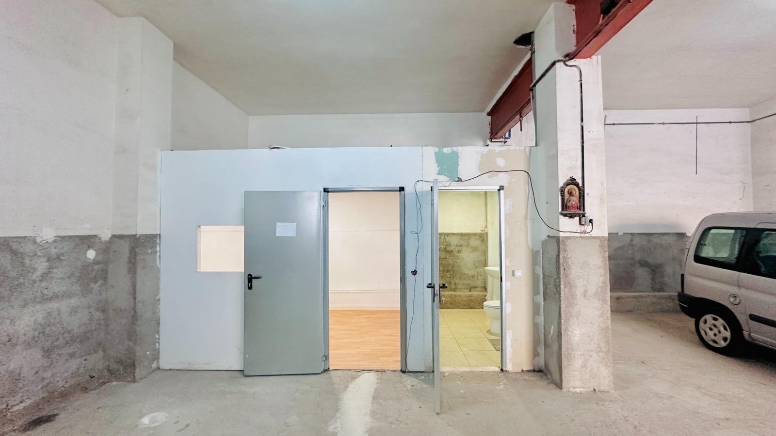 Foto 11 de  Local diáfano con acceso para vehículos en Terrassa