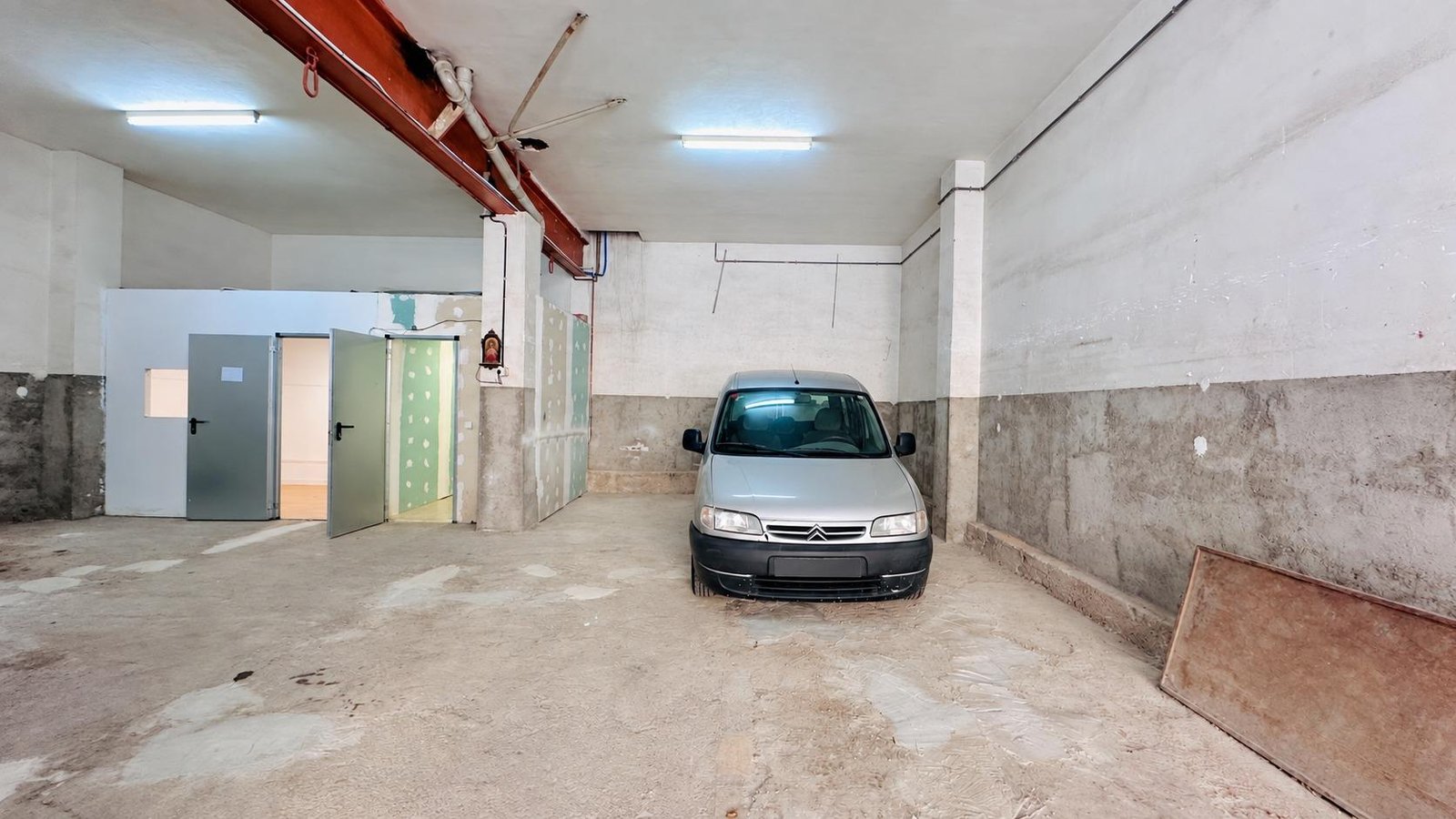Foto 2 de  Local diáfano con acceso para vehículos en Terrassa