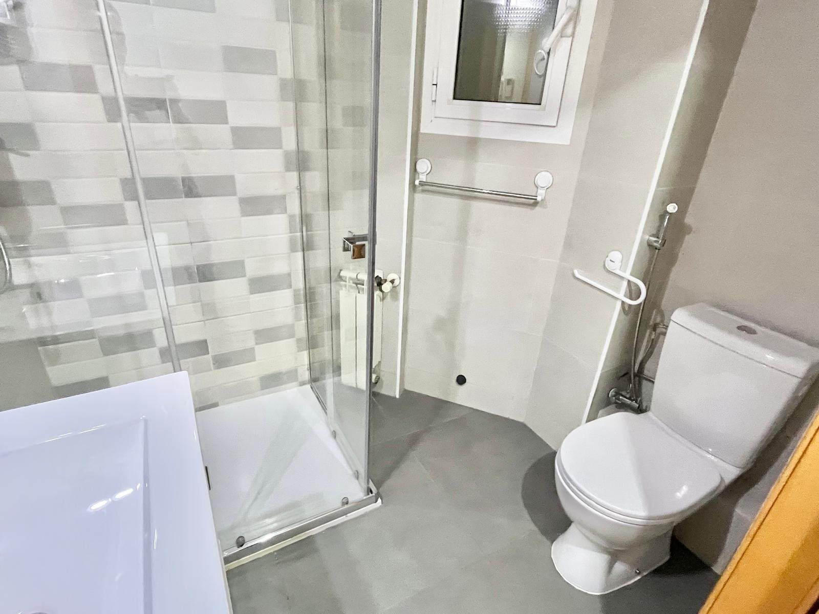 Foto 9 de Planta Baja Espaciosa y Acogedora en Ca N'Anglada, Terrassa por solo €123,000